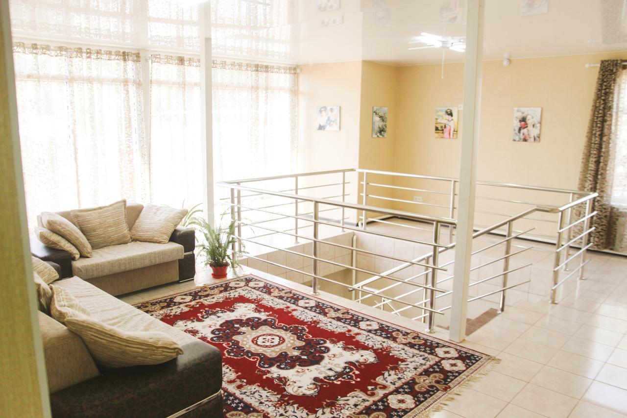 Hostel Esal Osh Bagian luar foto