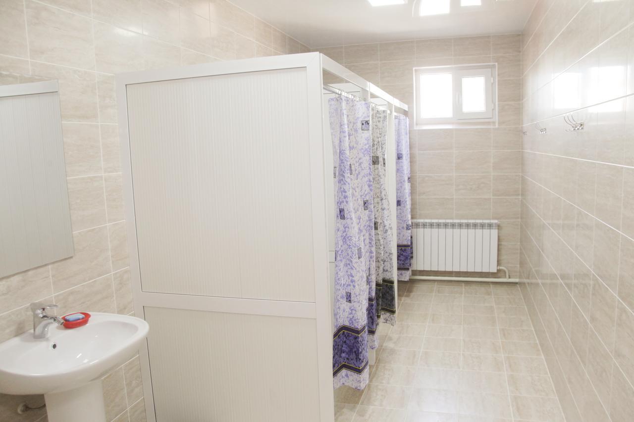 Hostel Esal Osh Bagian luar foto