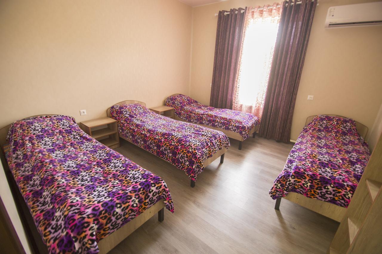 Hostel Esal Osh Bagian luar foto